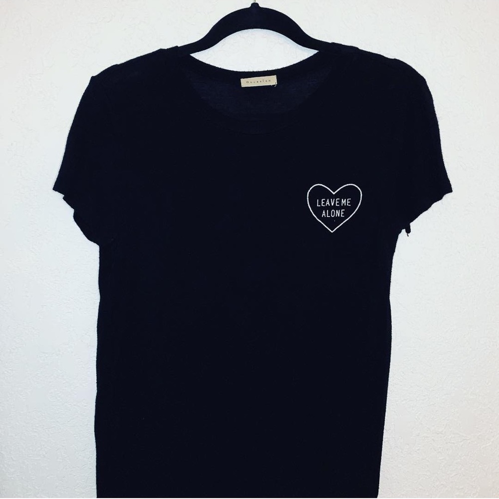 💕 “Leave Me Alone” slogan tee
